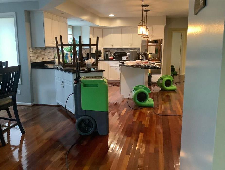 Kitchen wood flooring with drying equipment